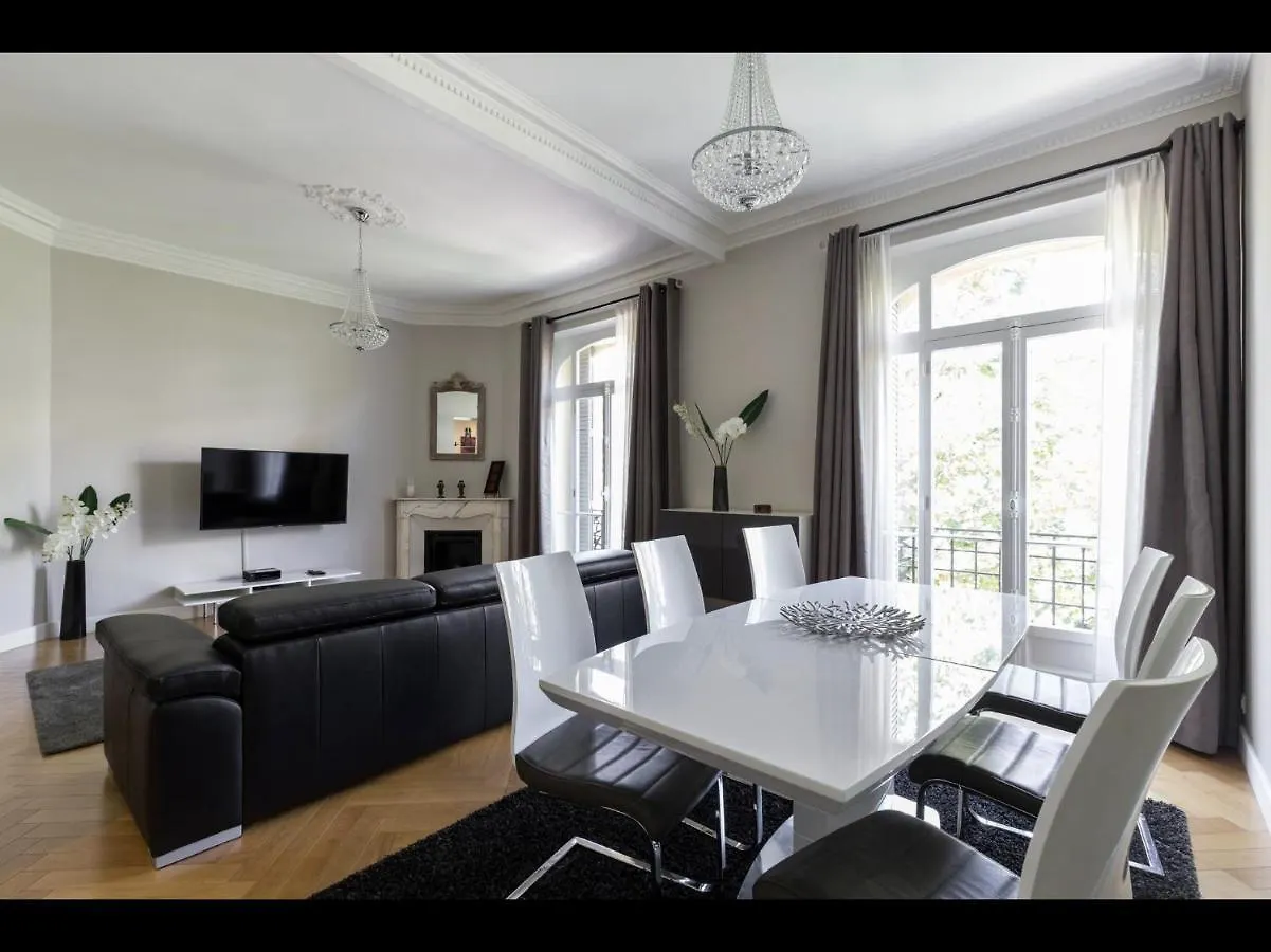 Central Cannes - Luxury Clara Residence